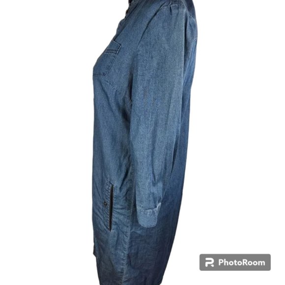 Tommy Hilfiger Button Front Denim Shirt Dress w/Pockets Size 4 - Picture 3 of 8